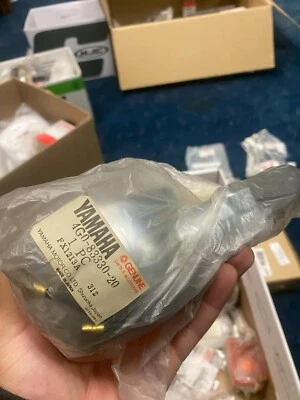 INDICADOR INTERMITENTE DELANTERO IZQUIERDO O DERECHO YAMAHA XJ550R 81-83 4G0-83310-20-00 Foto 1 de 2