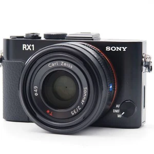 Sony Cyber-shot DSC-RX1 Full Flame Compact Digital Camera 24.3MP with SD Card - Picture 1 of 7