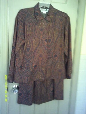 Ladies Norton McNaughton Top, size 8, Skirt size 6 . PLEASE NOTE DIFFERENT SIZES - Image 1 of 2