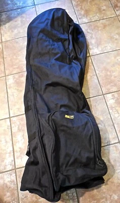 сумка для мальчика путешествий сумка для гольфа черный • ручка и большой мешочек спереди - совершенно новый • недвижимости - Изображение 1 из 3