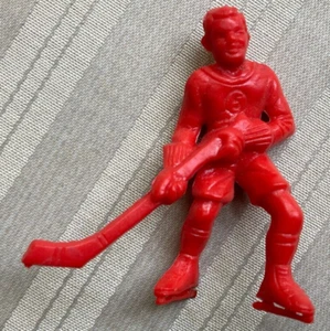 Vintage 1956 Canadian Kellogg's LIDO Cereal Premium Hockey Player Figure #5 Red - Picture 1 of 2