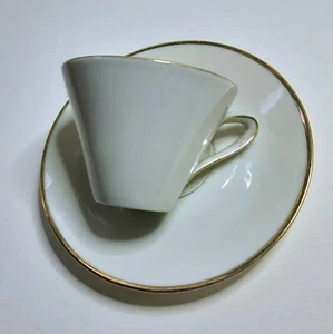 Vintage Deco style fine bone china coffee cups/saucers x 5 white with gold rim.  - Picture 1 of 8