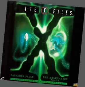 The X-Files 2 Ep.~ 1996 1X19 Darkness Falls 1X23 The Erlenmeyer Flask LaserDiscs - Picture 1 of 2