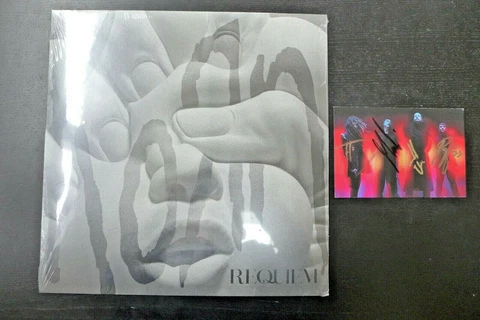 KORN - AUTOGRAPHED "REQUIEM" SIGNED ART CARD AND NEW SEALED VINYL LP ALBUM 2022 Cover