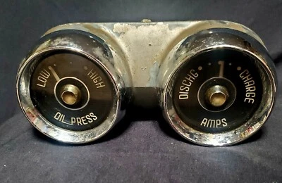 Medidores de tablero DeSoto 1957 Foto 1 de 4