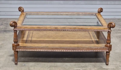 Mesa de centro de cóctel ocasional de caoba y cuero con tapa de vidrio Maitland Smith Foto 1 de 4