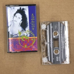 SELENA QUINTANILLA Cassette Tape 90s BEST OF COMO LA FLOR - Imagen 1 de 6