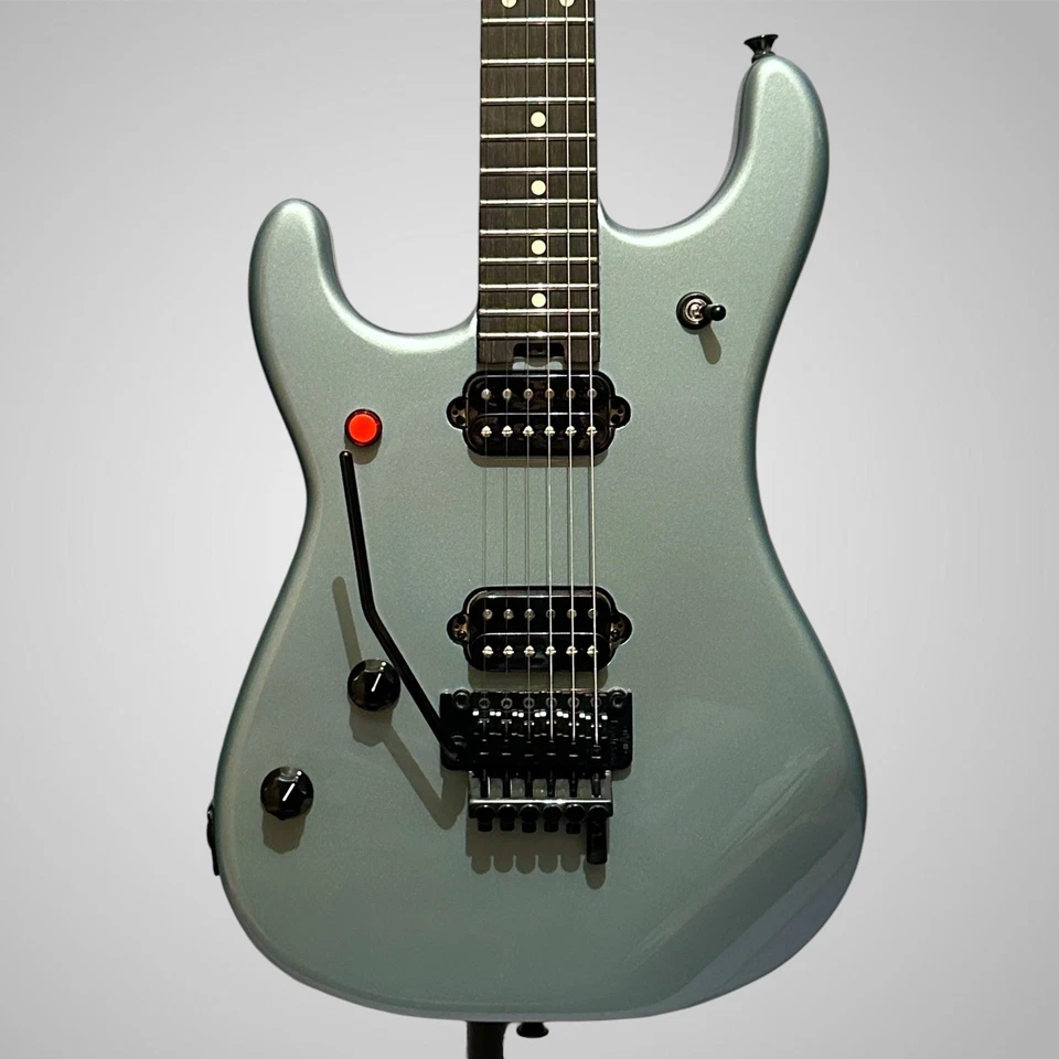 Электрогитара левша EVH 5150 Standard - Ice Blue Metallic - Изображение 1 из 4