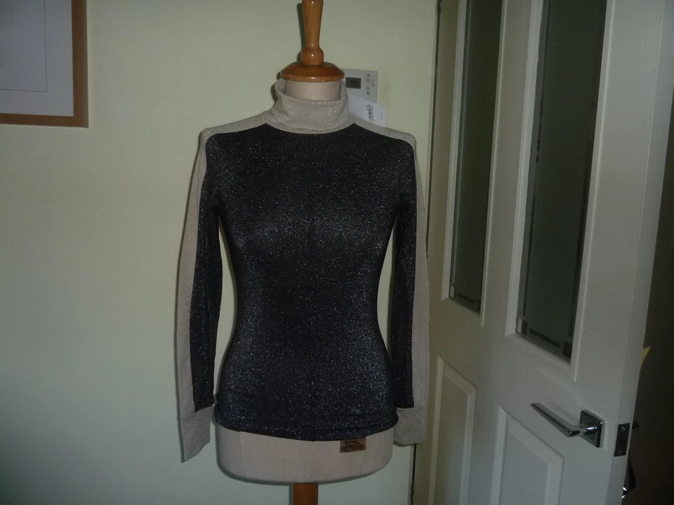 NWT REISS SIMPLY STUNNING SPARKLY POLO NECK TOP SZ XS - rrp £88 - Image 1 of 3