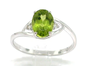Peridot Ring 585 Weißgold 14Kt Gold natürlicher ovaler Peridot   2 Brillanten - Bild 1 von 3