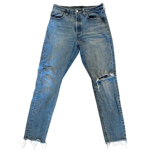 Levis 501 Skinny Women’s Jeans 29/30 High Rise Raw Hem Medium Wash Classic - Picture 1 of 9