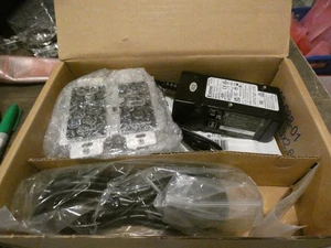 Transmisor DTP de dos entradas Extron DTP T UWP 4K 232 D negro HDMI y VGA (caja abierta) - Imagen 1 de 5