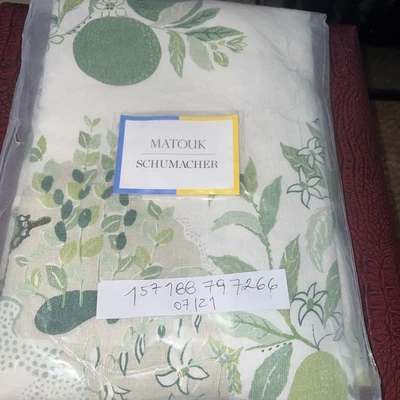Matouk Schumacher Tablecloth Linen Citrus Garden 70" x 108" Oblong Grass New - Image 1 of 3