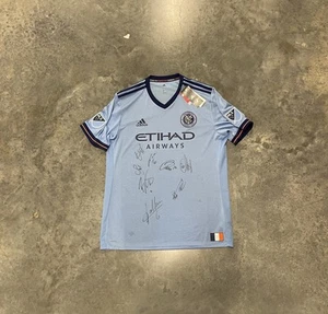 2016 NYCFC signiertes MLS Team Trikot (XL) Adidas neu mit Etikett - Bild 1 von 6