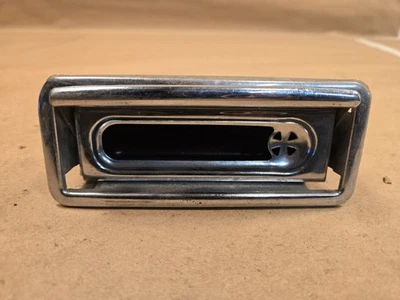 Cenicero consola central Jaguar XJS XJ6 S3 BEC19018 Foto 1 de 4