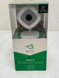 Arlo Q VMC3040-100NAS 1080p HD Wireless Security Camera with Audio Indoor - Picture 1 of 9