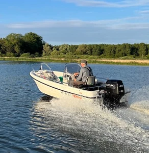 Boot TERHI 450CC mit Trailer 100 km/h sehr gut erhalten - Bild 1 von 24