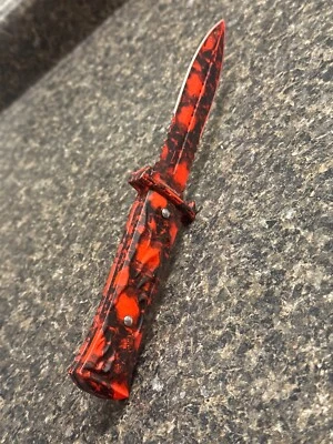 Red pocket knife skull design with holder 9 1/2 inches, 440 stainless steel - Image 1 of 3