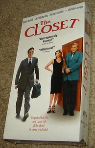THE CLOSET VHS, NEW AND SEALED, RARE, WITH DANIEL AUTEUIL AND GERARD DEPARDIEU - Foto 1 di 2