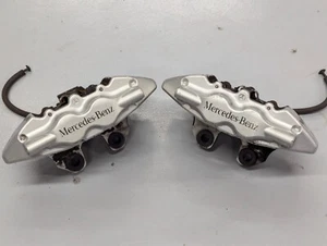 03-06 Juego de pinzas de freno traseras Brembo Mercedes S600 CL600 CL55 AMG par OEM - Imagen 1 de 8