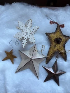 Lot of 5 Vintage Primitive Folk Art Christmas Ornaments Decor Snow Rustic Star - Picture 1 of 10