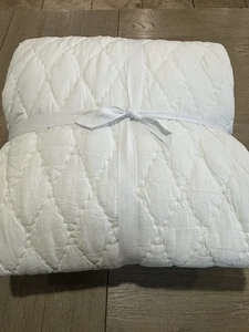 Pottery Barn Cocoon Queen Full Quilt white - Picture 1 of 2