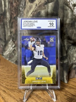 Jordan Love RC 2019 Leaf Draft Gold Rookie RC CCG Gem Mint 10 PACKERS - Image 1 of 2