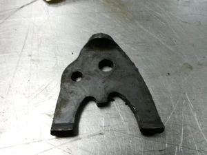 Distributor Hold Down For 94-97 Jeep Grand Cherokee 5.2 - Picture 1 of 4