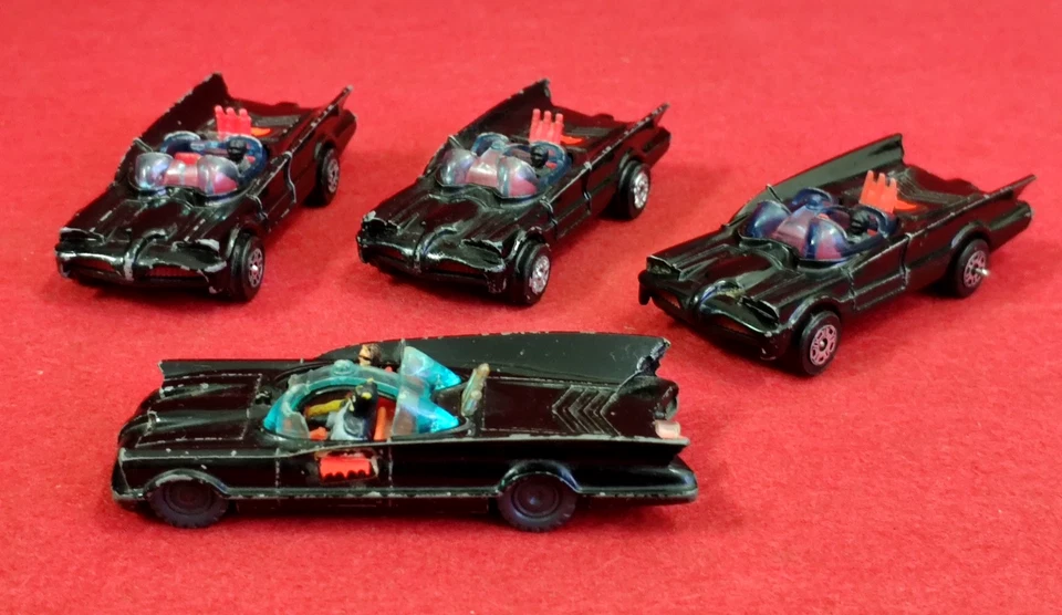 HUSKY CORGI 1:66 BATMOBILE BATMAN ROBIN LOTTO no majorette matchbox hot wheels🔺 - Immagine 1 di 4