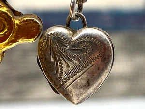 Vintage 925 Sterling Silver Heart Locker Pendant 3.17g - Picture 1 of 8