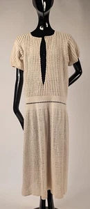 HAND KNIT 1930’S WHITE DRESS W SHORT PUFF SLEEVES - Picture 1 of 8