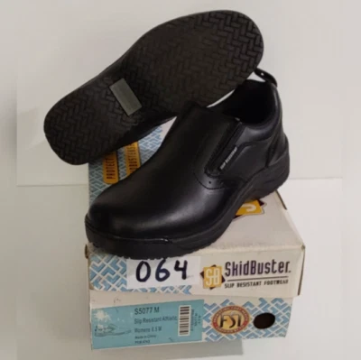 NIB SKIDBUSTER Women's Anti Slip Safety Shoes Slip On S5077 SIZE 6.5M / #064 - Image 1 of 4