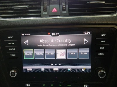 Skoda Octavia SE 2020 tecnología 5E 1,6 TDI pantalla multimedia ref15205 Foto 1 de 4