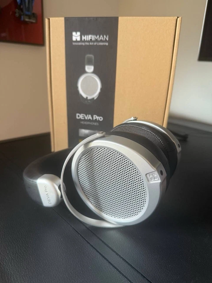 Auriculares magnéticos planos sobre la oreja HIFIMAN Deva Pro versión con cable Foto 1 de 2