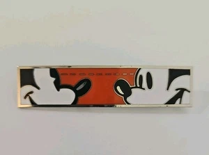 Spilla smaltata vintage Disney Topolino Rod Dyer ACME Studio occhio a occhio - Foto 1 di 2