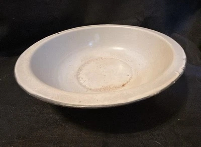 Vintage White Enamelware Black Trim Basin Farmhouse Round Wash Bowl 13.5" x 3” - Image 1 of 4