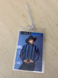 Garth Brooks Etichetta bagaglio/zaino pendente - Foto 1 di 2