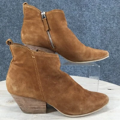 Dolce Vita Boots Womens 9 Casual Side Zip Pointed Ankle Bootie Brown Suede Heels - Image 1 of 4
