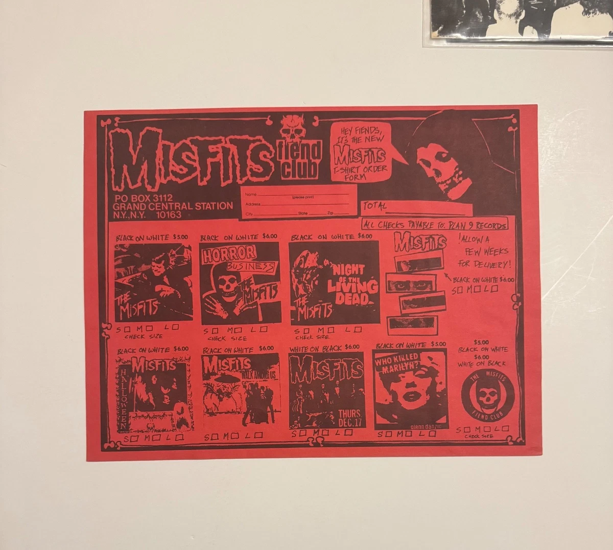 状態悪いですTAZ Misfits 1996 限定ポスター サイン入り 状態悪いですTAZ Misfits 1996 限定ポスター サイン入り