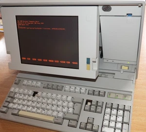 IBM Personal System / 2 P70 - TYPE 8573-121 mit Festplatte, Speicher,.... - Bild 1 von 24