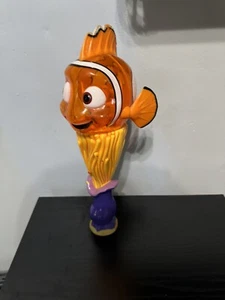 VINTAGE DISNEY ON ICE FINDING NEMO LIGHT UP SPINNING TOY SOUVENIR RARE - Picture 1 of 2