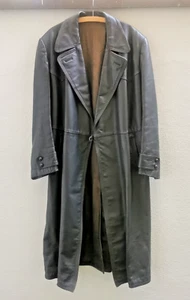 Ledermantel mit Gürtel, Kradmelder, 2. Weltkrieg bis 1950er Jahre, ca. 5,5 kg. - Bild 1 von 14