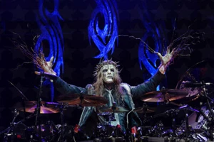 SLIPKNOT JOEY JORDISON CONCERT PHOTO ALL HOPE IS GONE TOUR IOWA COREY TAYLOR CD - Picture 1 of 1