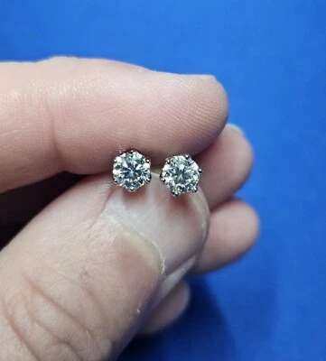 Aretes de moissanita para hombre y mujer 0,5 quilates 1 quilate con certificación VVS D GRA de plata 925  Foto 1 de 4