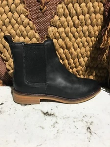Clarks 21621 Originales Chelsea Negro Estilo Cuero Tirar en Botines Talla 6D - Imagen 1 de 8