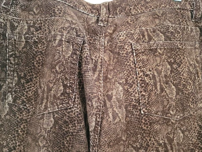 Jones New York Sport Womans Size 14 Stretch Animal Print Velveteen Jeans - Image 1 of 4