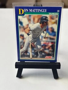 1991 Score - Don Mattingly #23 - Picture 1 of 2