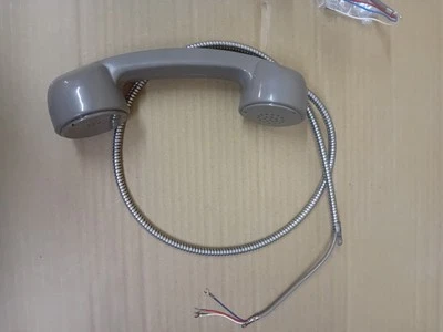 TELEFONO pubblico a gettoni E Moneta  G+M  anni 80 Cornetta Nuova Ricambio sip  - Immagine 1 di 2