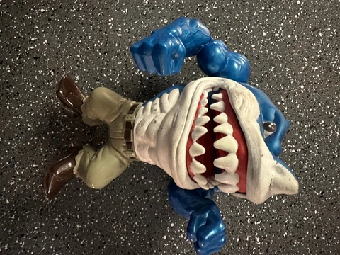 Street Sharks Ripster 1994 Street Wise Mattel 6" Action Figure Metallic tan pant Cover