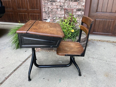 Antique Vintage Wooden & Metal Student Child’s Classroom Desk w/ Storage Cover